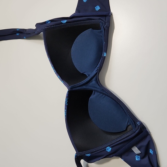 Brand new Blue Patterned Bikini Top - Picture 2 of 5